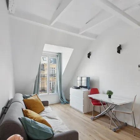 Lovely Studio For 2 People In By Weekome * פריז